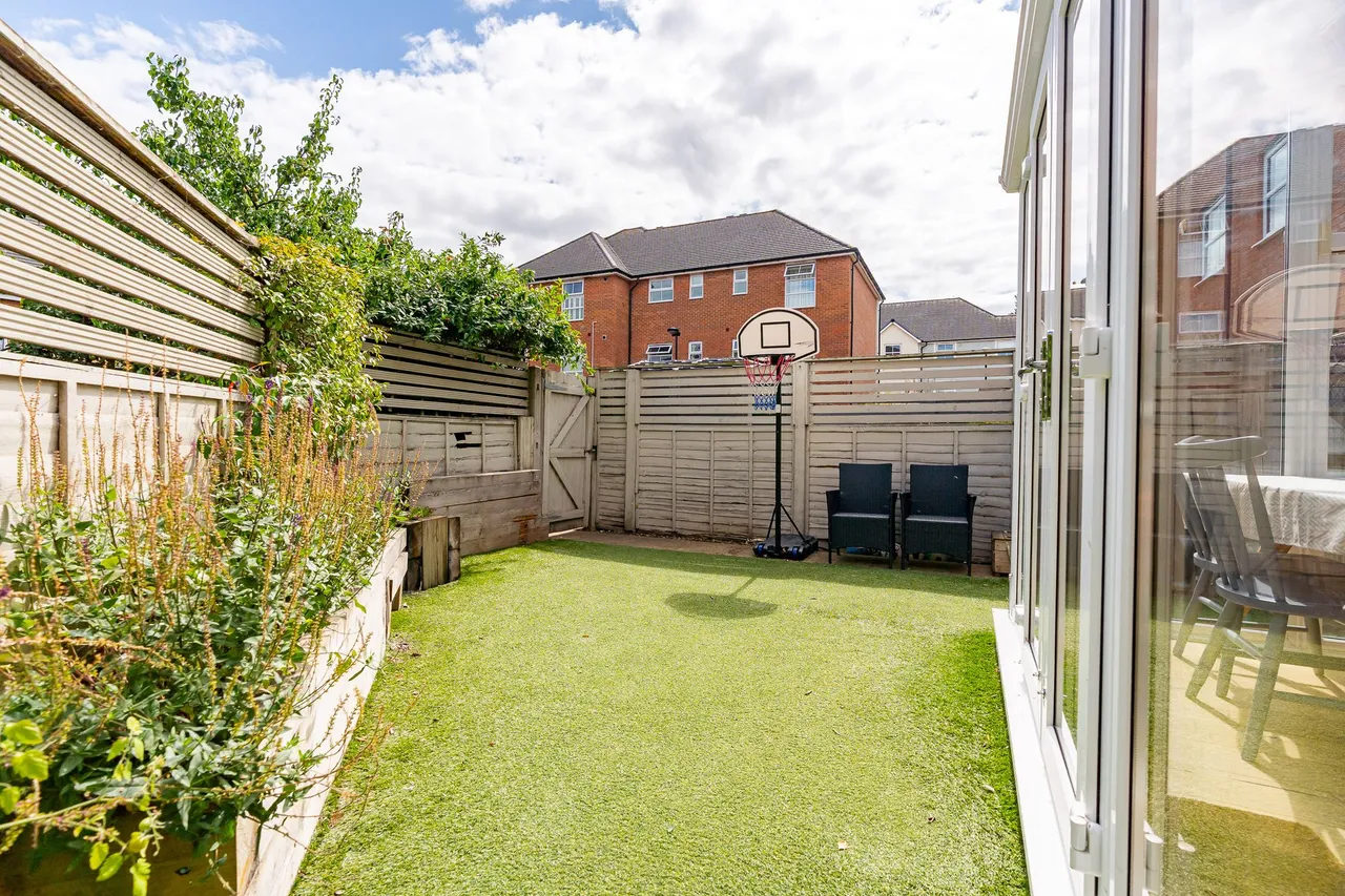 Plaxton Way, Ware, SG12 7FB, photo 10