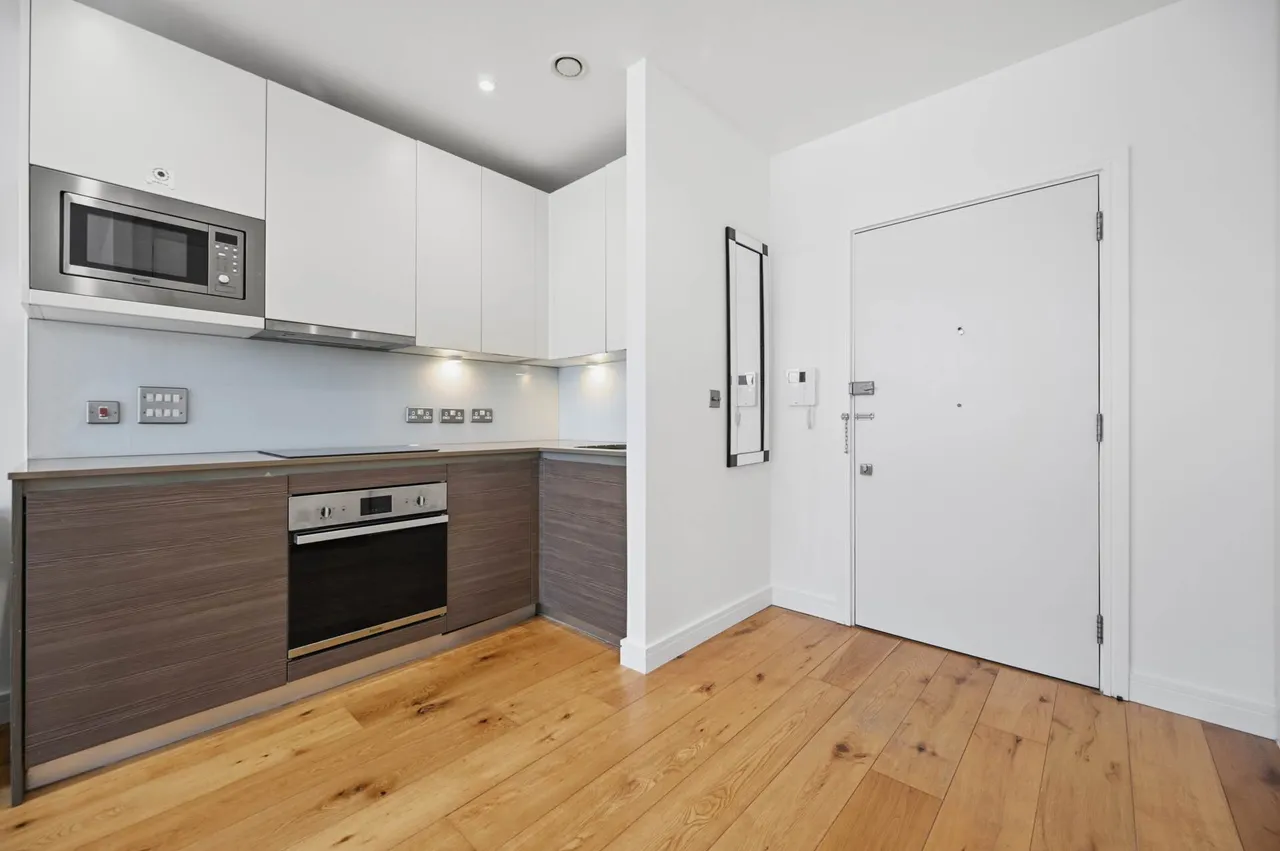 Lampton Road, Hounslow Central, TW3, photo 4