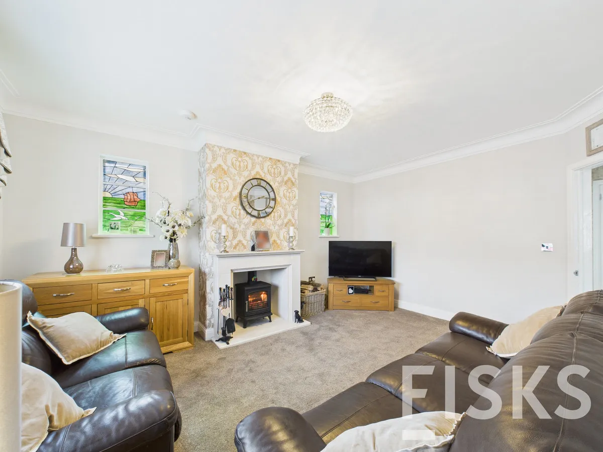 Homefields Avenue, Benfleet, SS7, photo 5