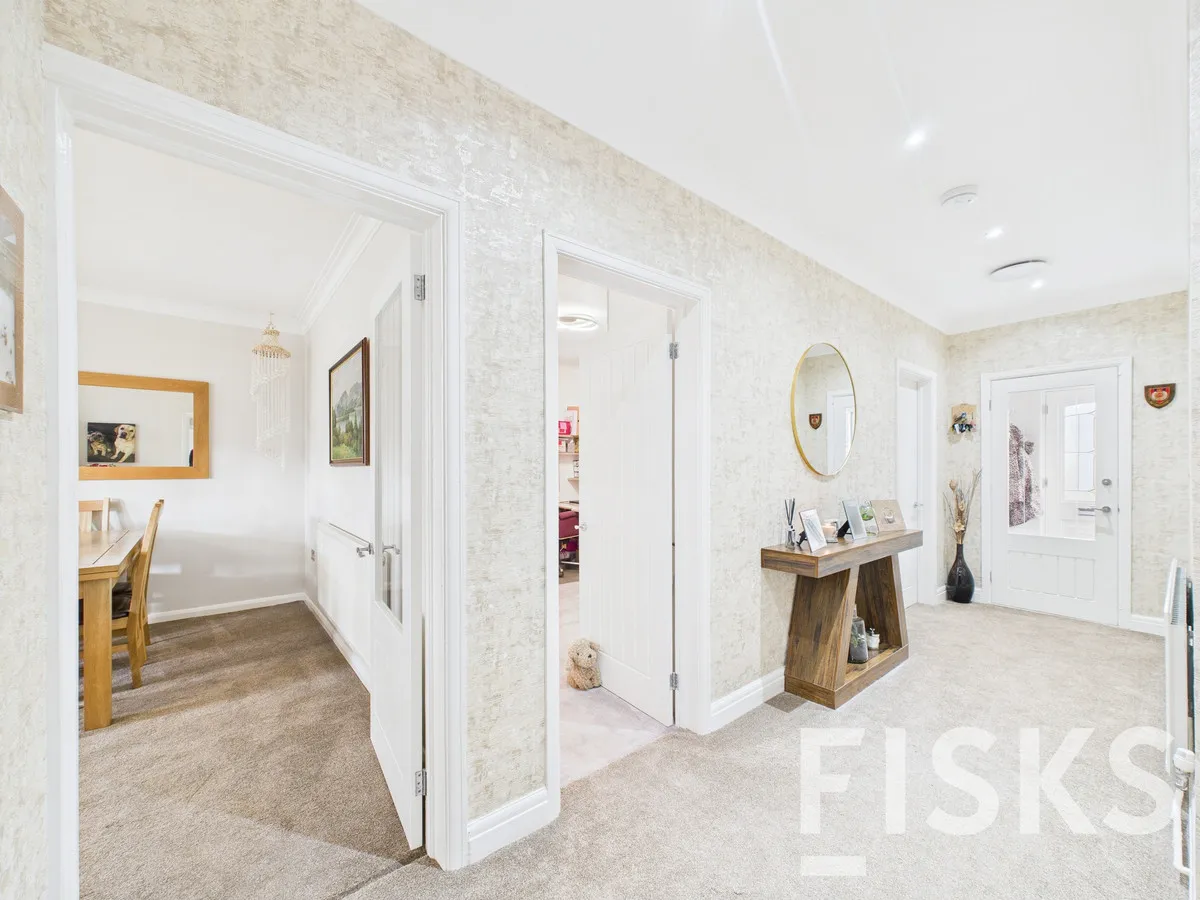Homefields Avenue, Benfleet, SS7, photo 8