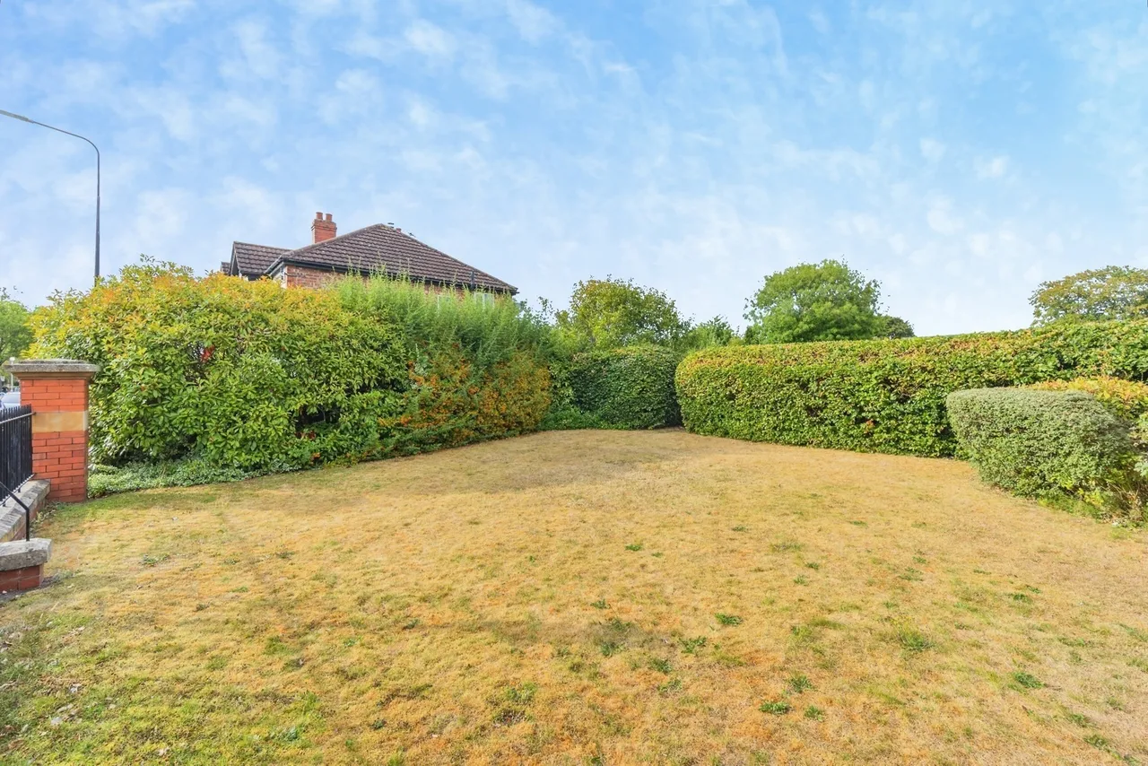 Claremont Road, SALE, Cheshire, M33, photo 17