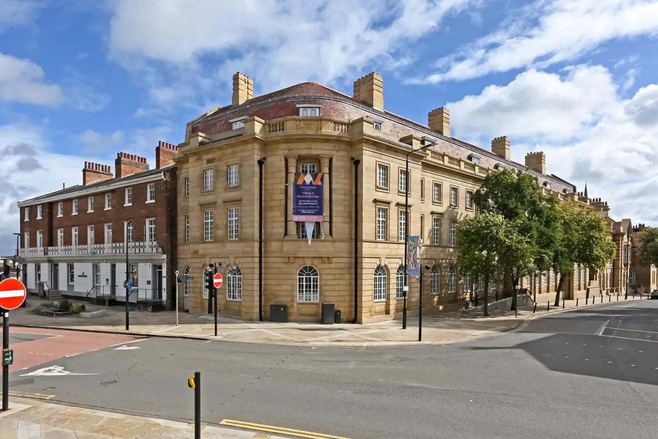 Wood Street, Wakefield, WF1, photo 2