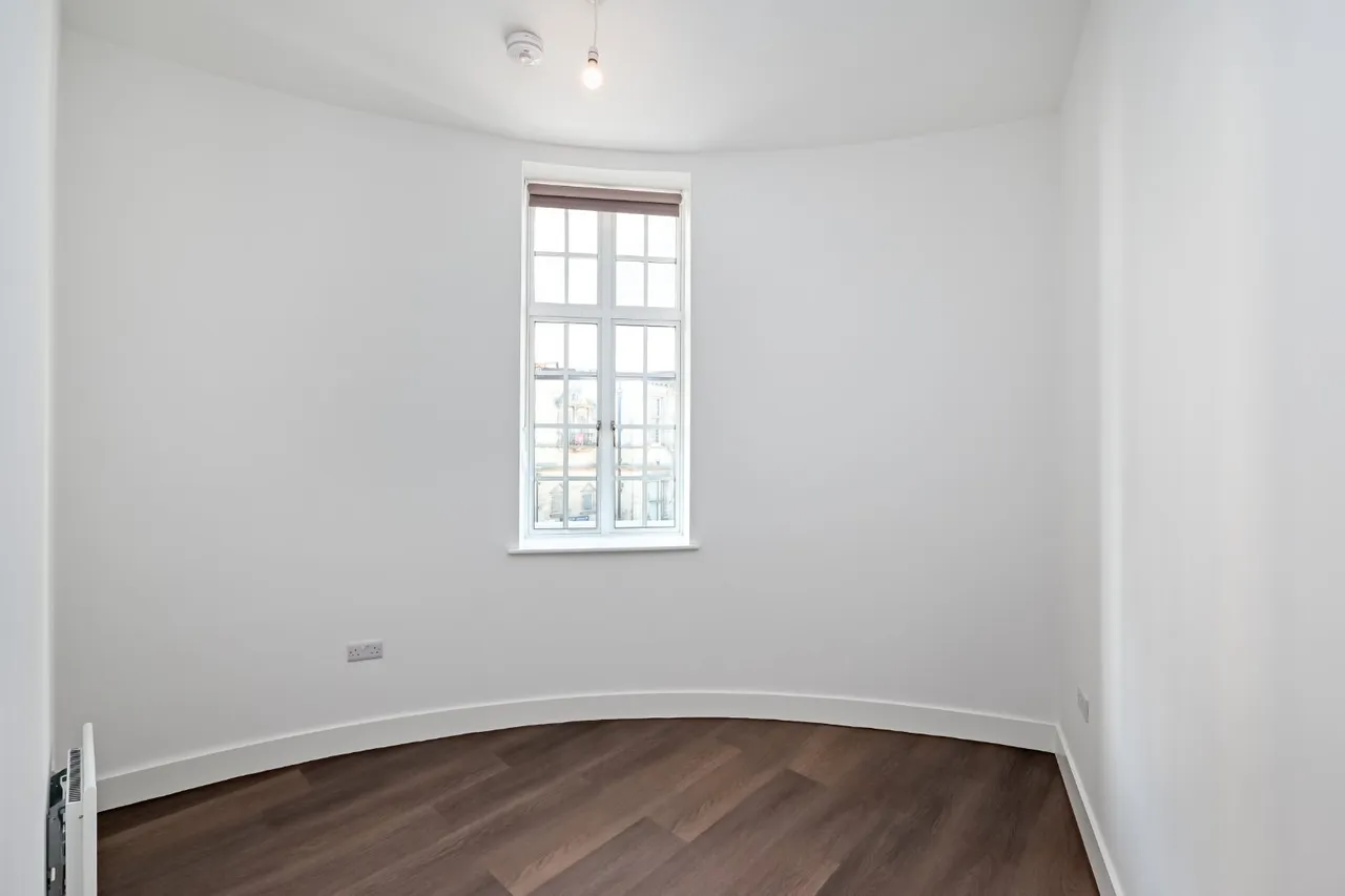 Wood Street, Wakefield, WF1, photo 6