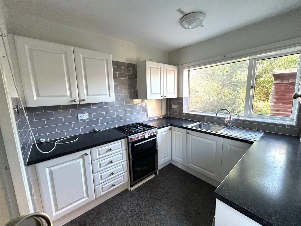 St. Christines Avenue, Farington, PR25, photo 2
