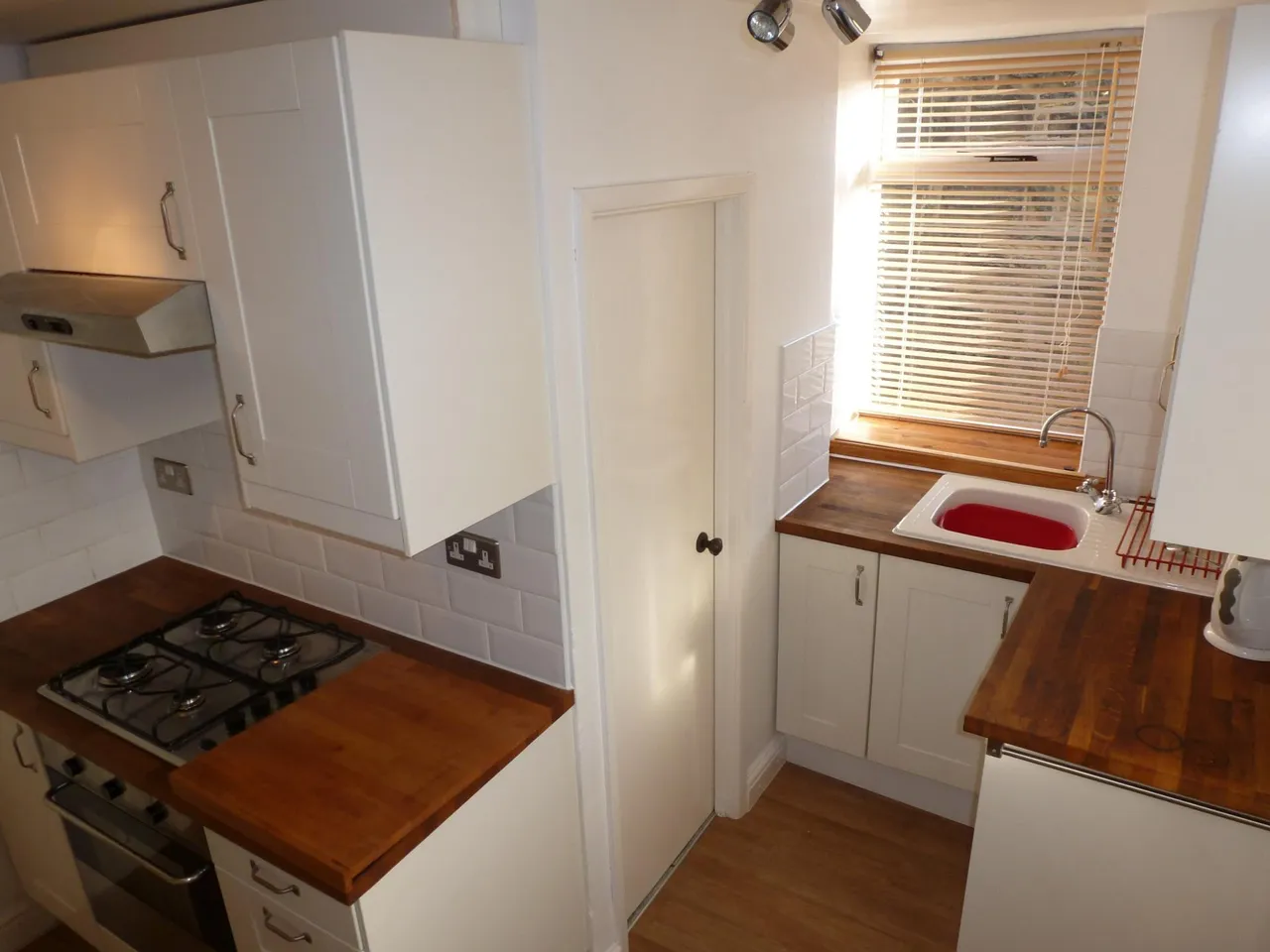 New Road, Coedpoeth, LL11, photo 5