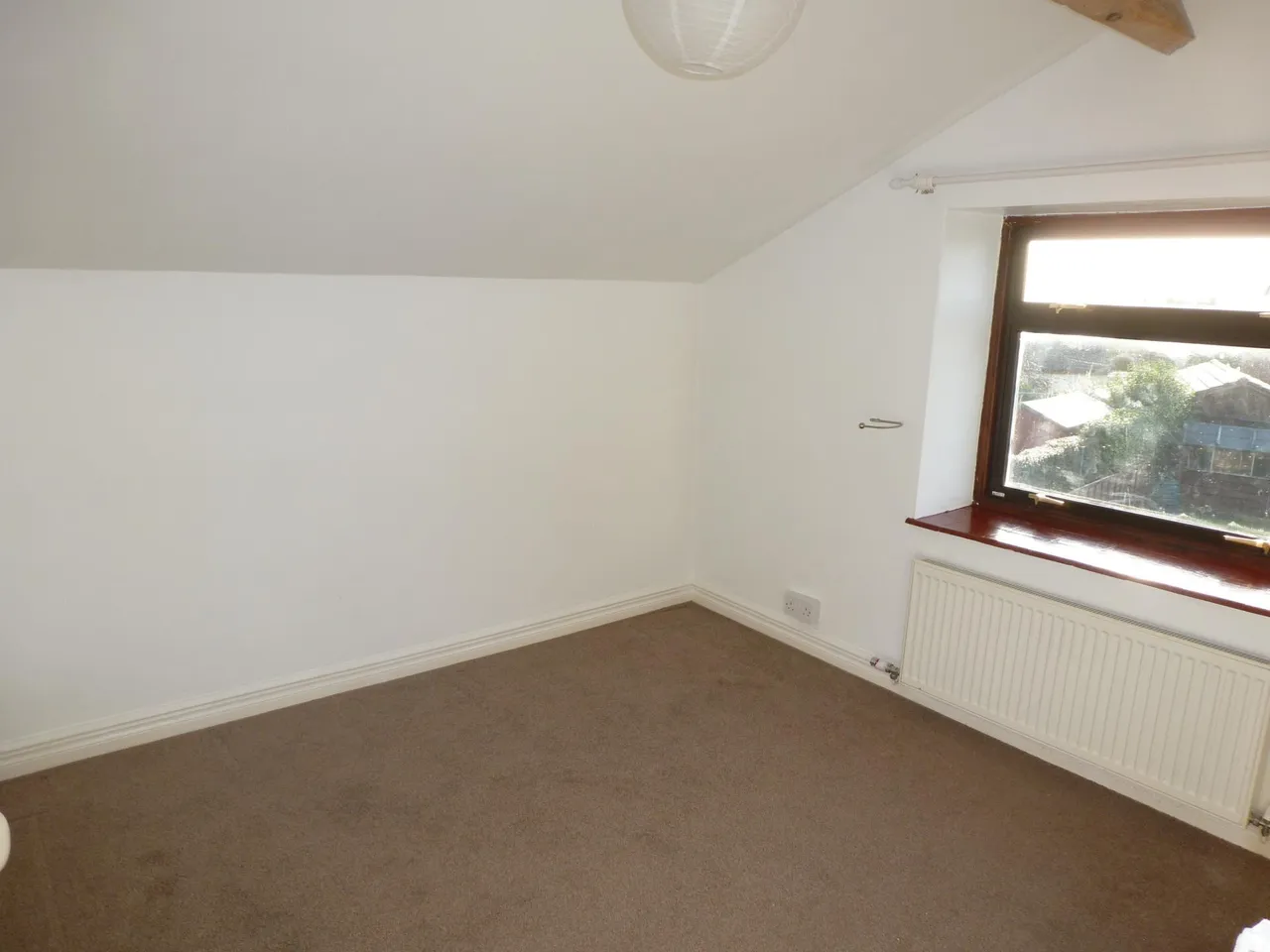 New Road, Coedpoeth, LL11, photo 6