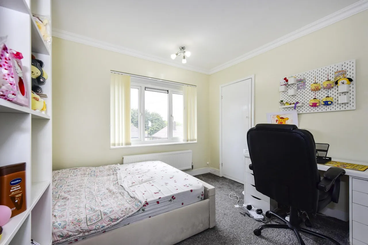 Deerlands Avenue, Sheffield, S5, photo 10