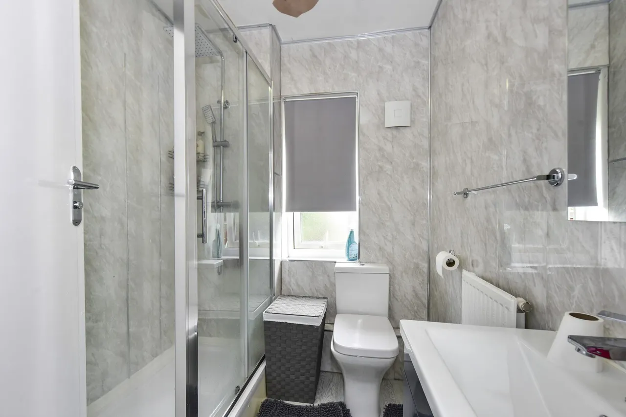 Deerlands Avenue, Sheffield, S5, photo 17