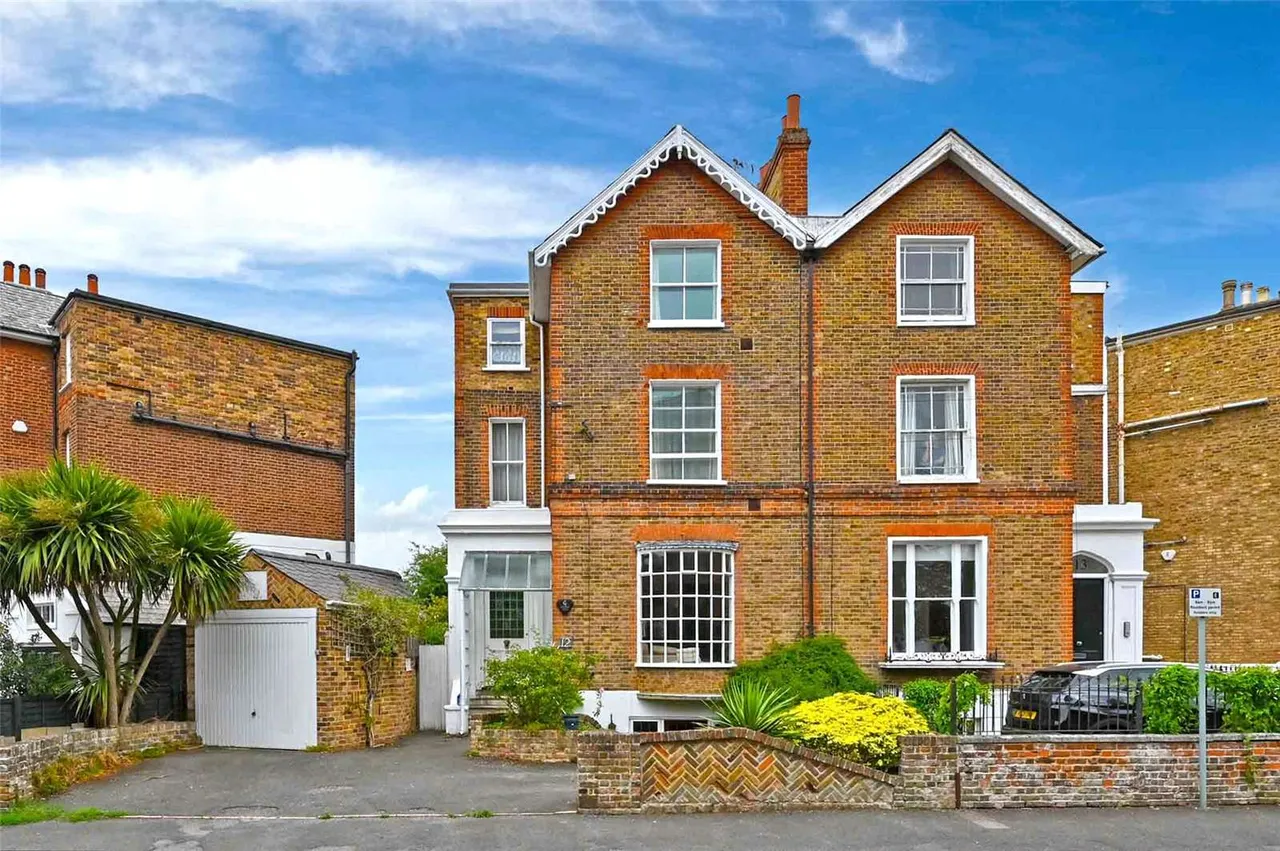 5 bed house for sale — Trinity Place, Windsor, Berkshire, SL4 3AS
