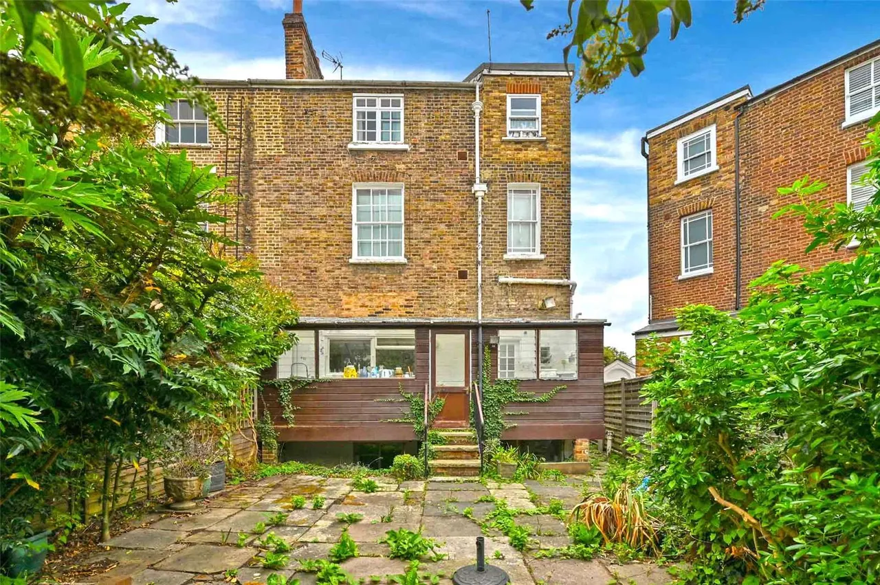 Trinity Place, Windsor, Berkshire, SL4 3AS, photo 11