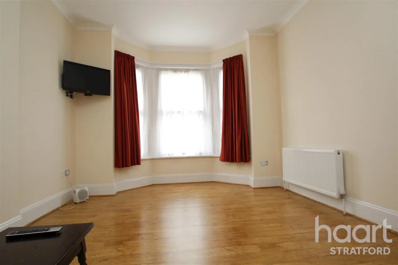 Earlham Grove, Forest Gate, E7, photo 10
