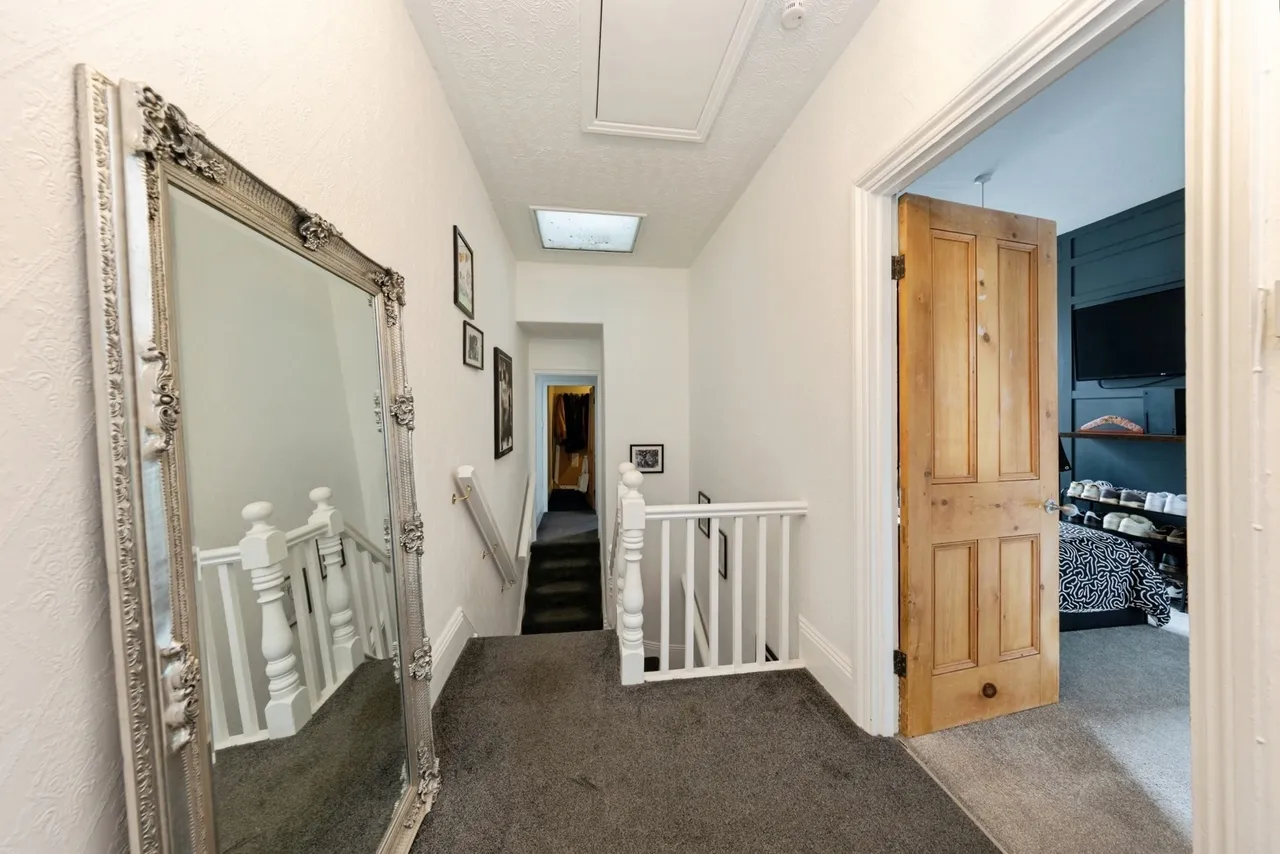 The Avenue, Carmarthen, SA31, photo 10