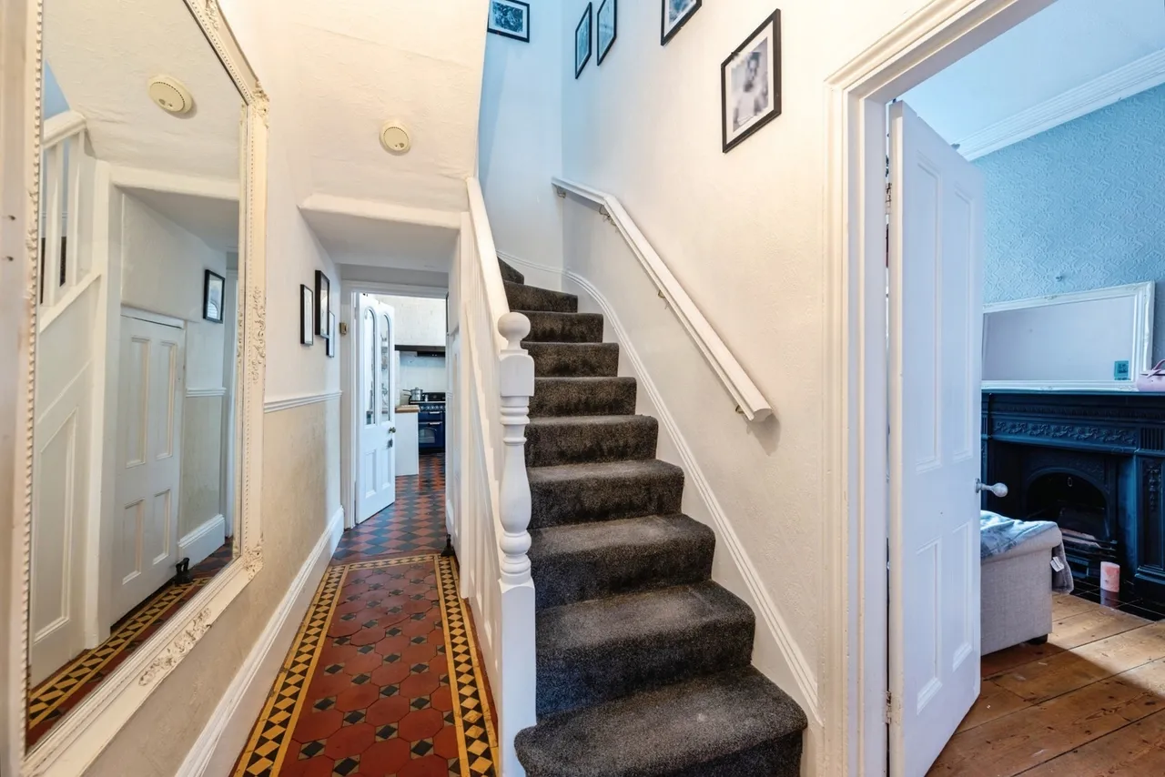 The Avenue, Carmarthen, SA31, photo 5