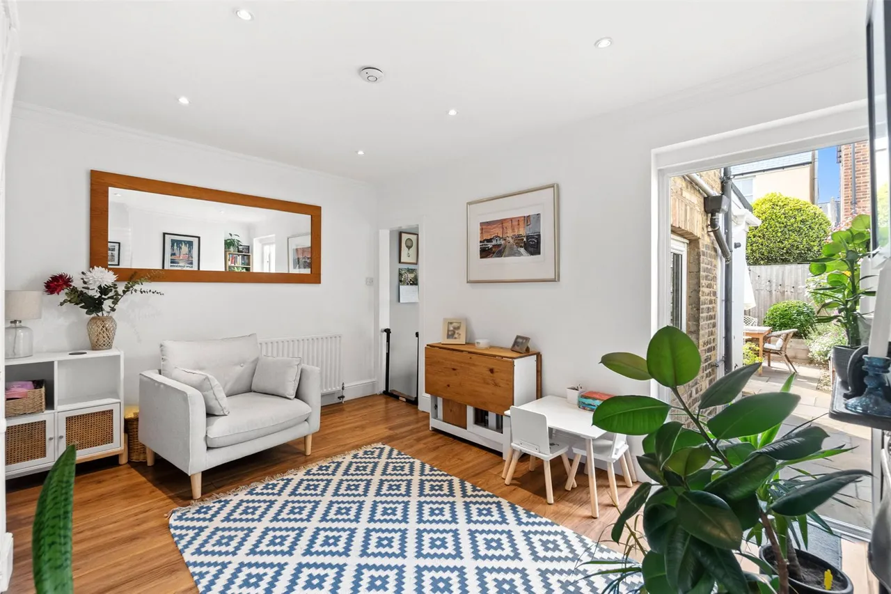 Warwick Road, Twickenham, TW2 6SW, photo 4