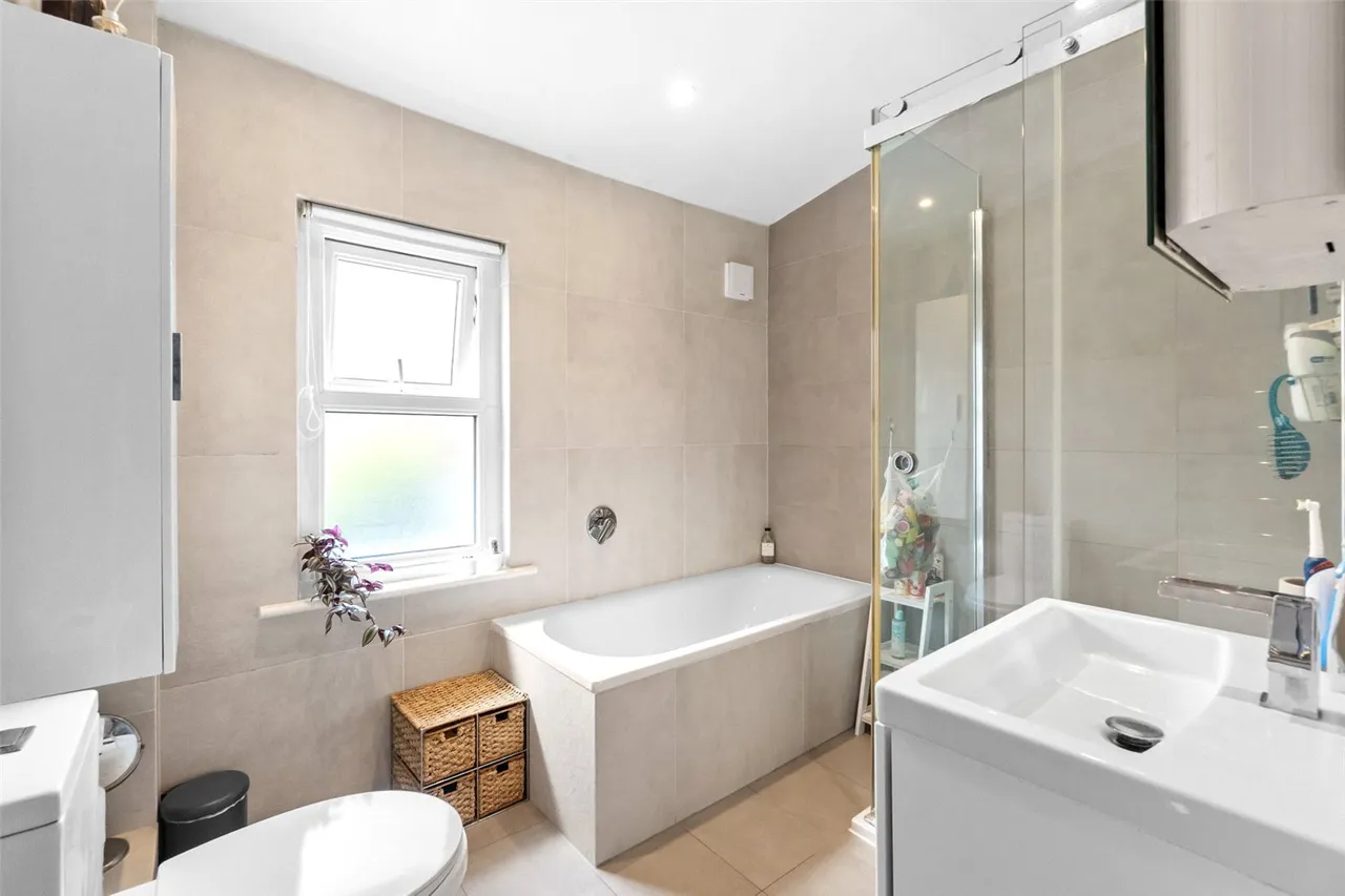 Warwick Road, Twickenham, TW2 6SW, photo 9