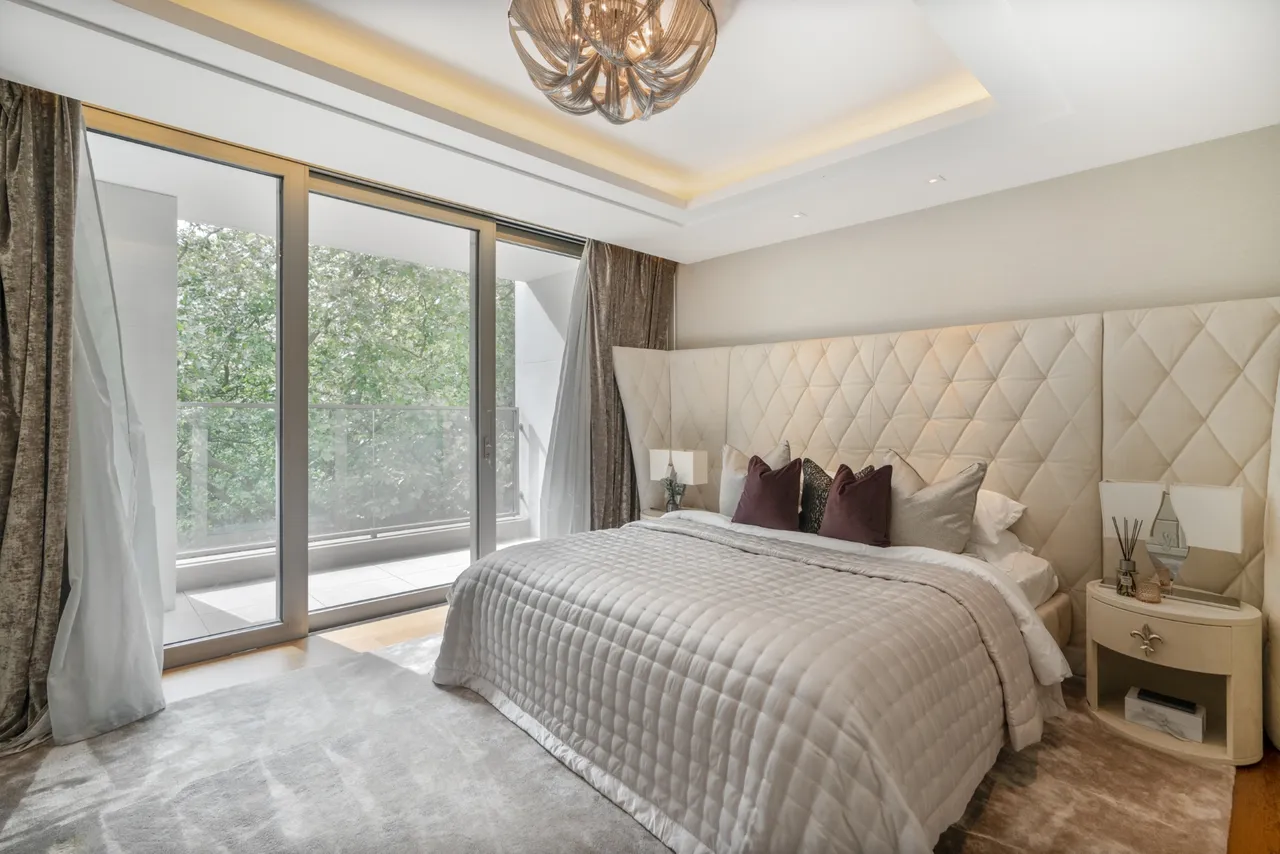 Ebury Square, Belgravia, London, photo 7