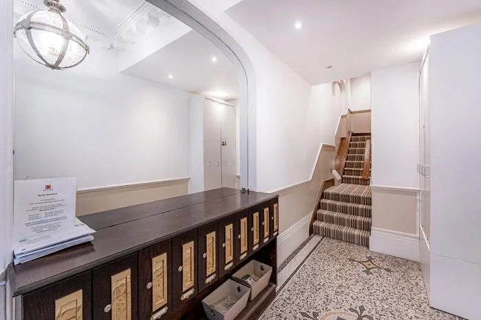 Airlie Gardens, Kensington, W8, photo 21