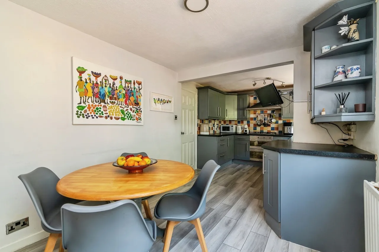 Linsdale Gardens, Gedling, NG4, photo 2