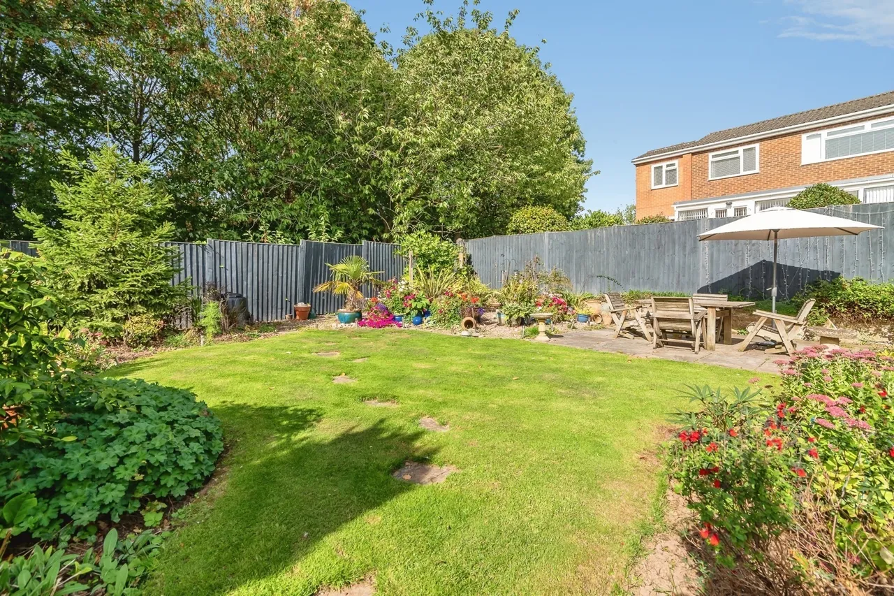 Linsdale Gardens, Gedling, NG4, photo 18