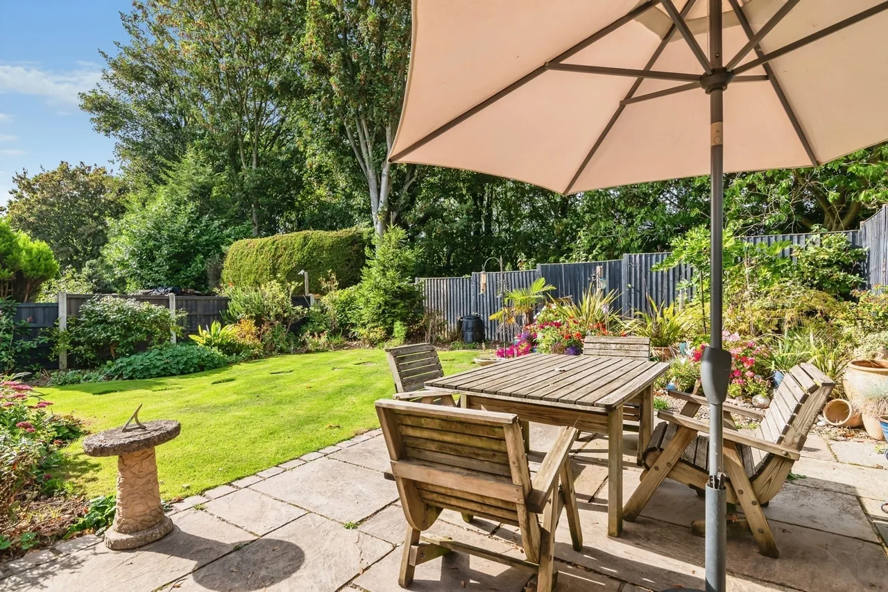 Linsdale Gardens, Gedling, NG4, photo 19