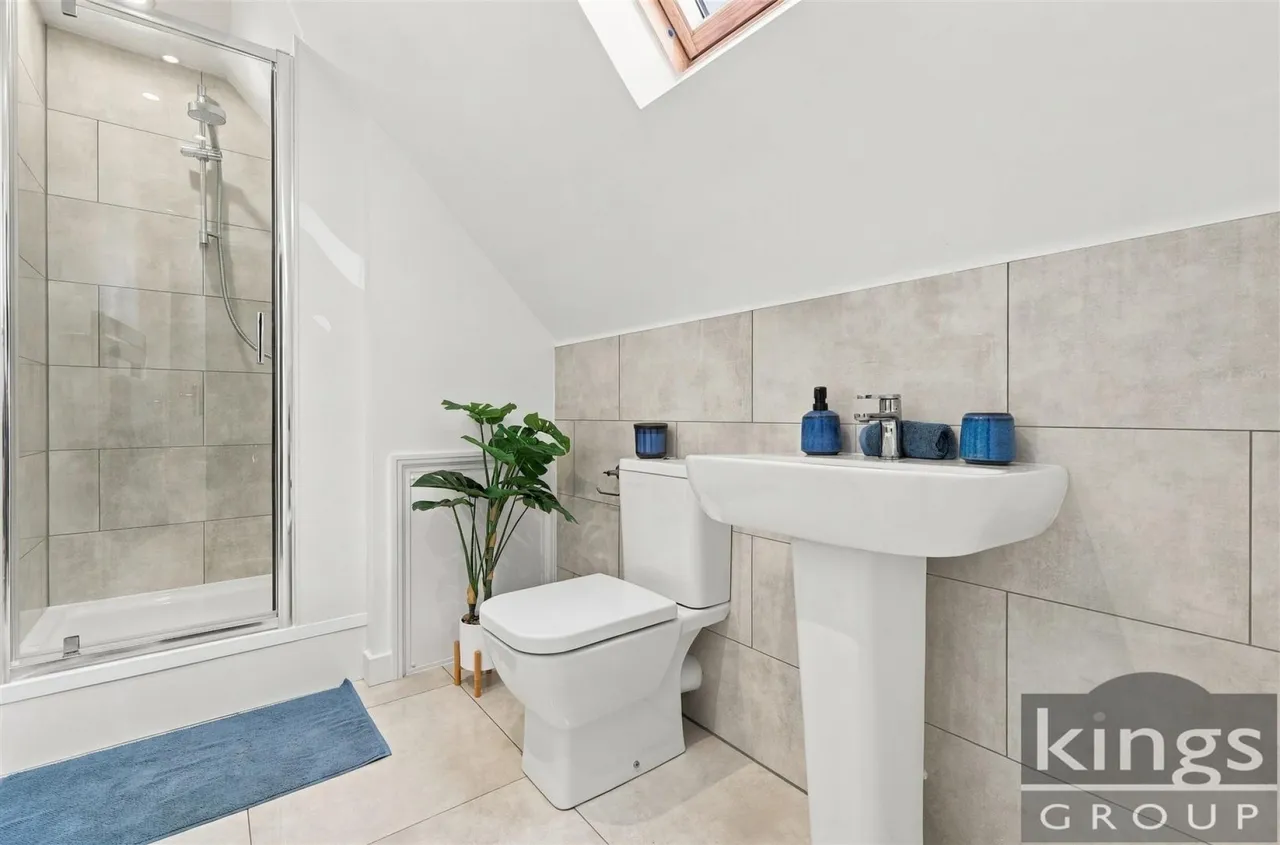 Little Grove Avenue, Cheshunt, photo 12