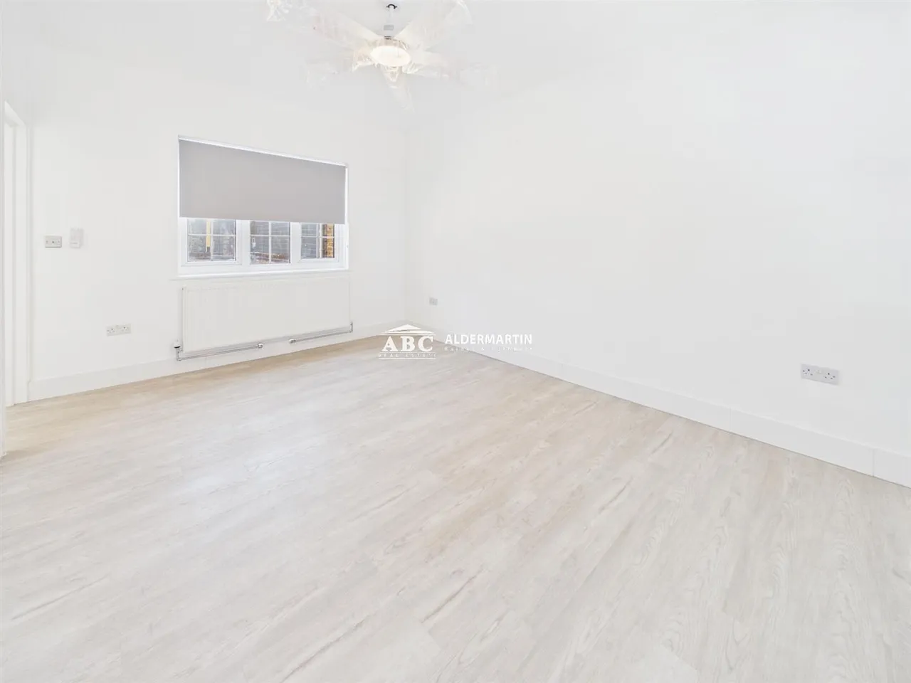 The Promenade, Edgware, photo 6