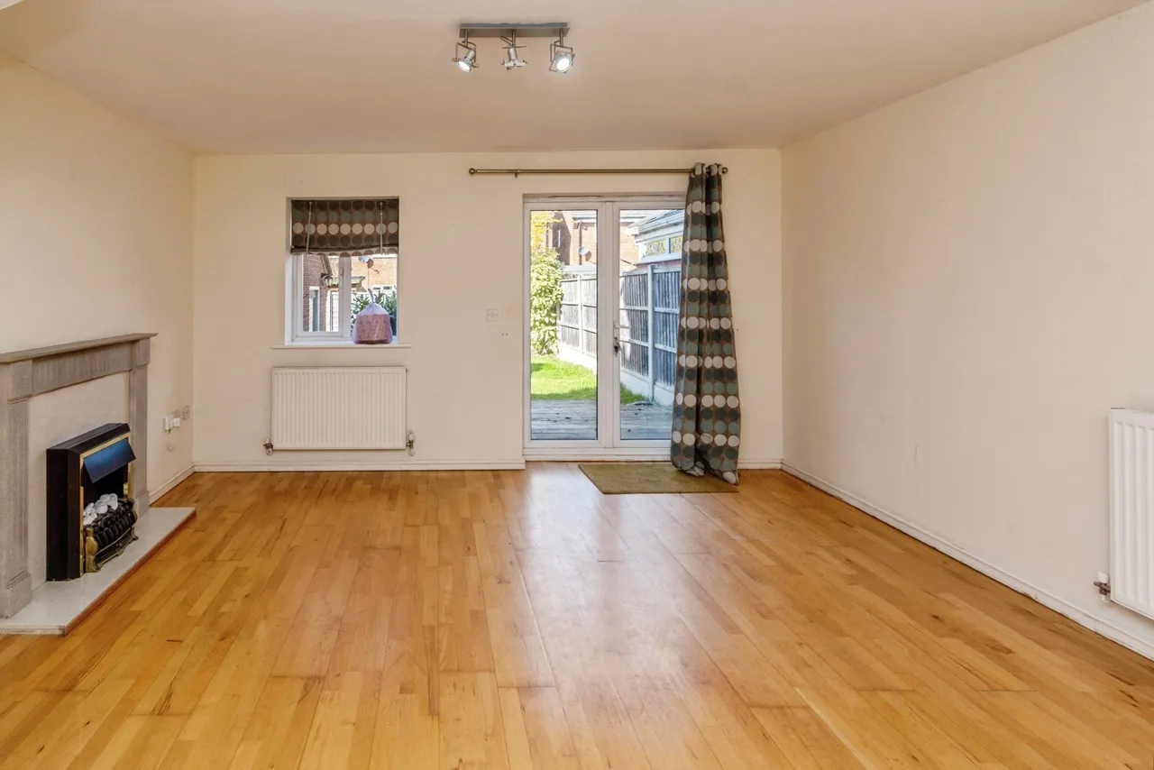 Sister Dora Avenue, Burntwood, Staffordshire, WS7, photo 2