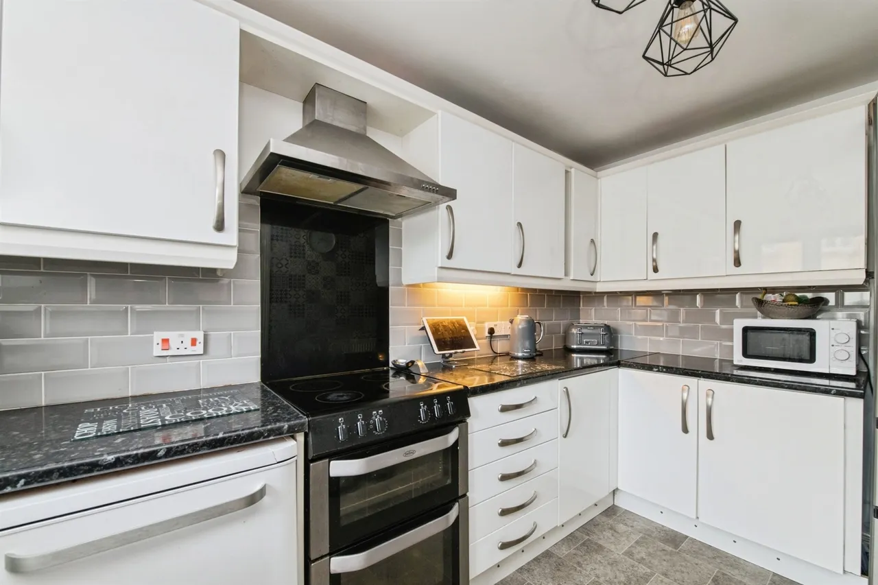 Dukes Way, Axminster, EX13, photo 7
