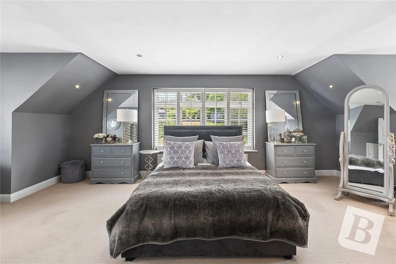 Hillside Walk, Brentwood, CM14, photo 23