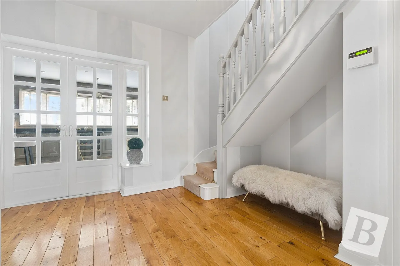 Hillside Walk, Brentwood, CM14, photo 14