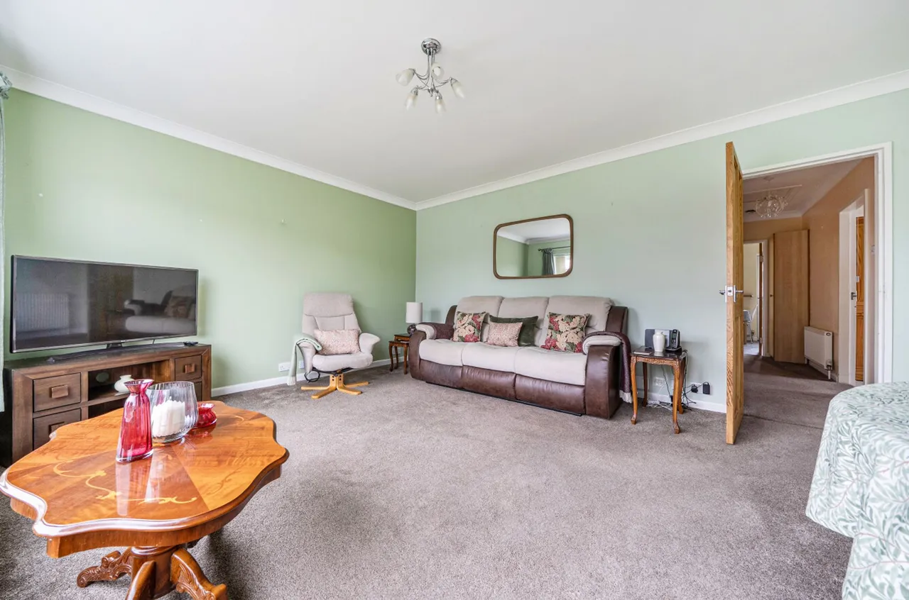 Worcester Close, West Meads, PO21, photo 6