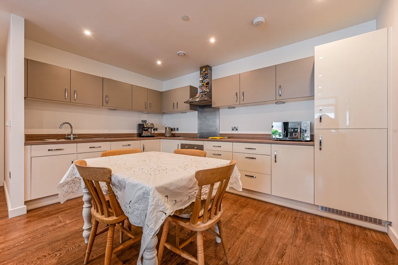Flat 36, 60 Barge Walk, London, photo 10