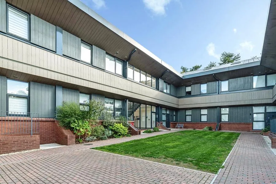 Fairview House, Ashwood park, RG23, photo 20