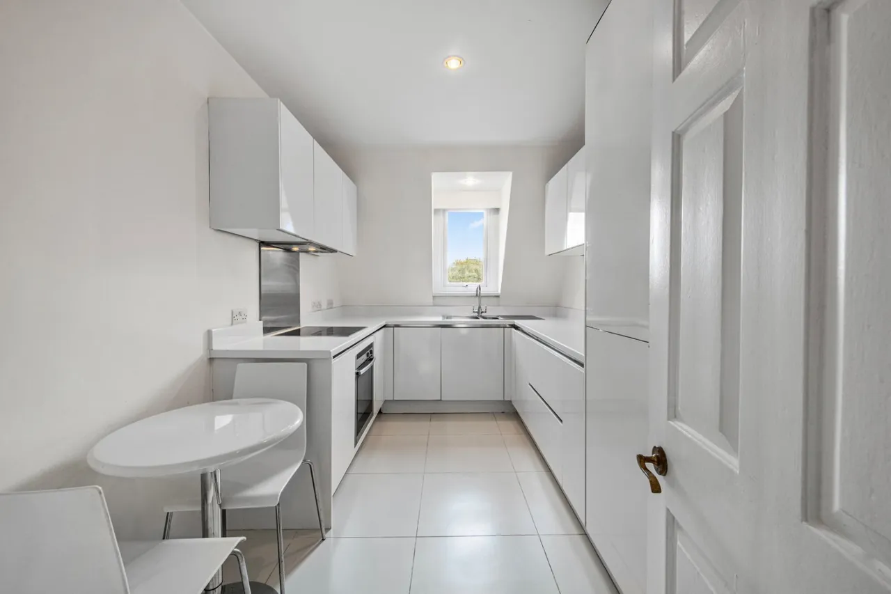 Culford Gardens, Chelsea, SW3, photo 2