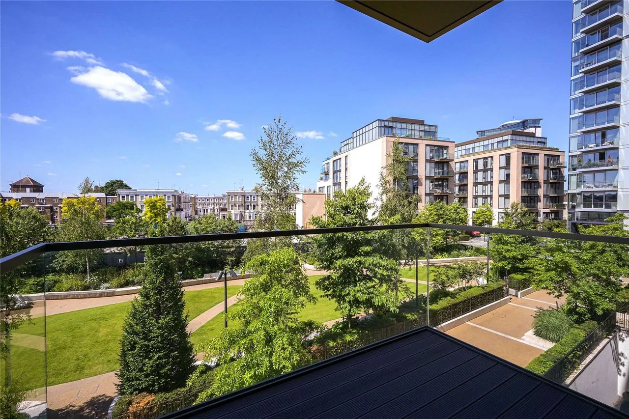 Lillie Square, London, SW6 1GB, photo 2