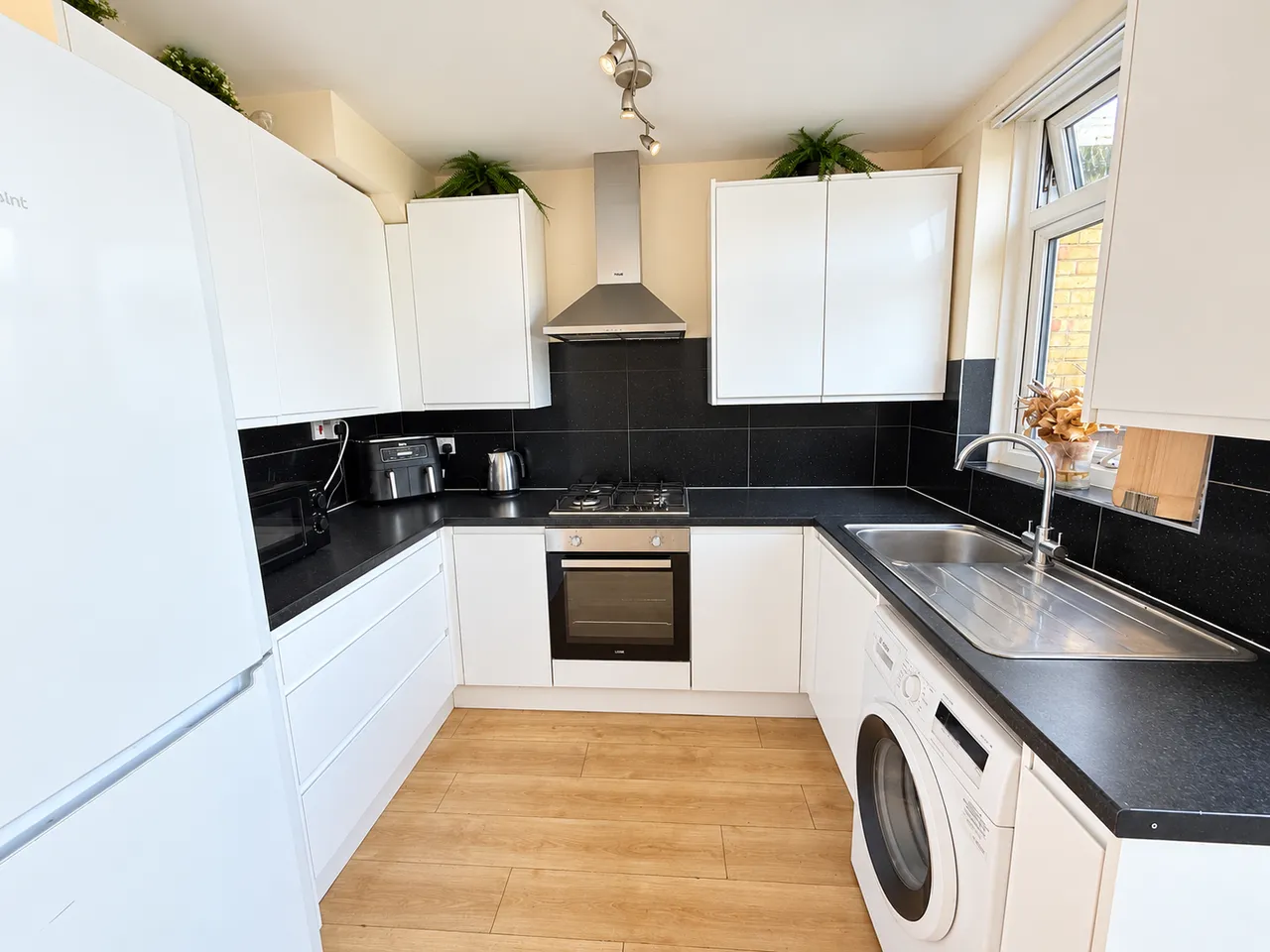 Highfield Road, Woodford Green, IG8, photo 7