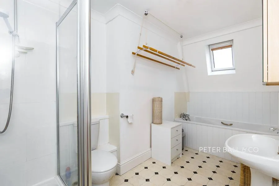 Pittville Circus Road, Cheltenham, GL52, photo 5