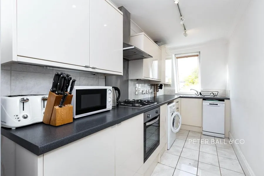 Pittville Circus Road, Cheltenham, GL52, photo 4