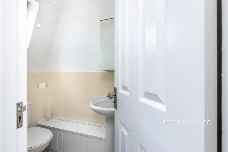 Pittville Circus Road, Cheltenham, GL52, photo 7