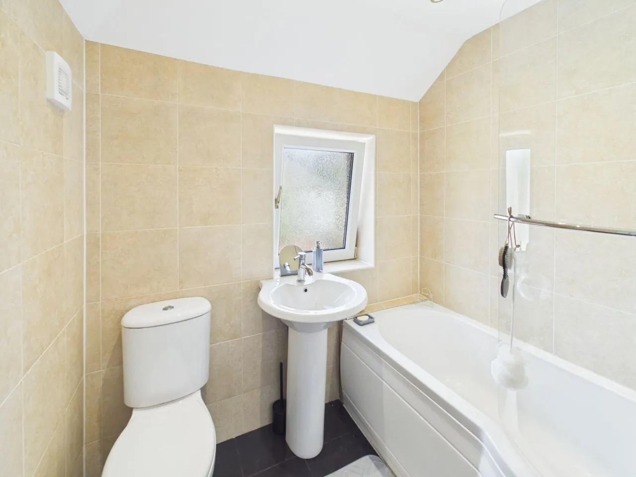 Myrtle Drive, Halifax, HX2, photo 16