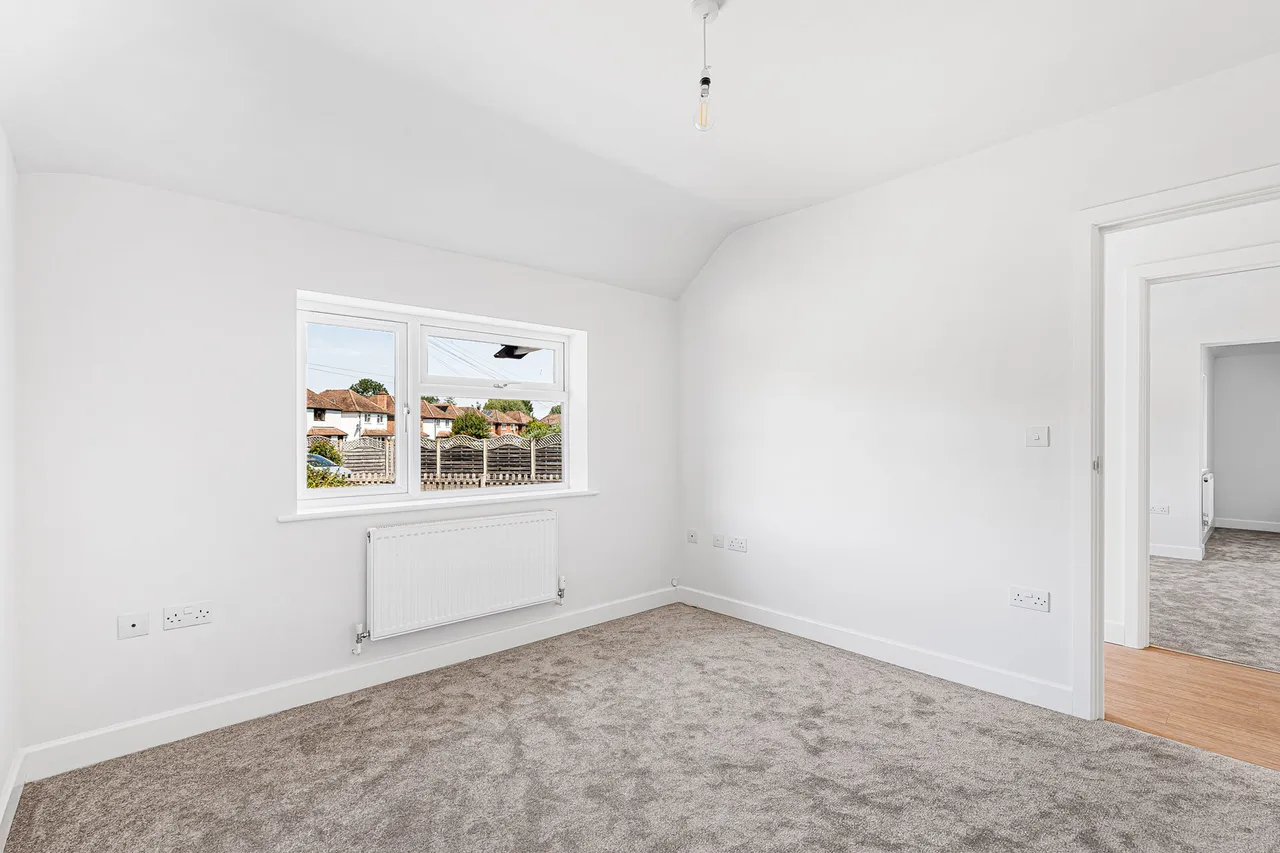 Combe Road, Farncombe, GU7, photo 14