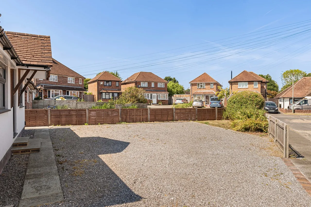 Combe Road, Farncombe, GU7, photo 20