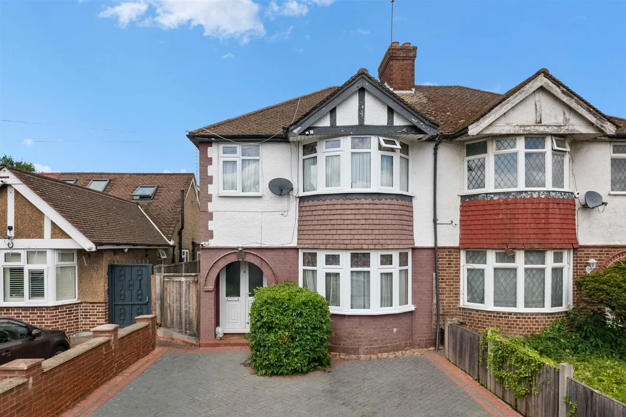 Diamond Road, Ruislip, photo 11