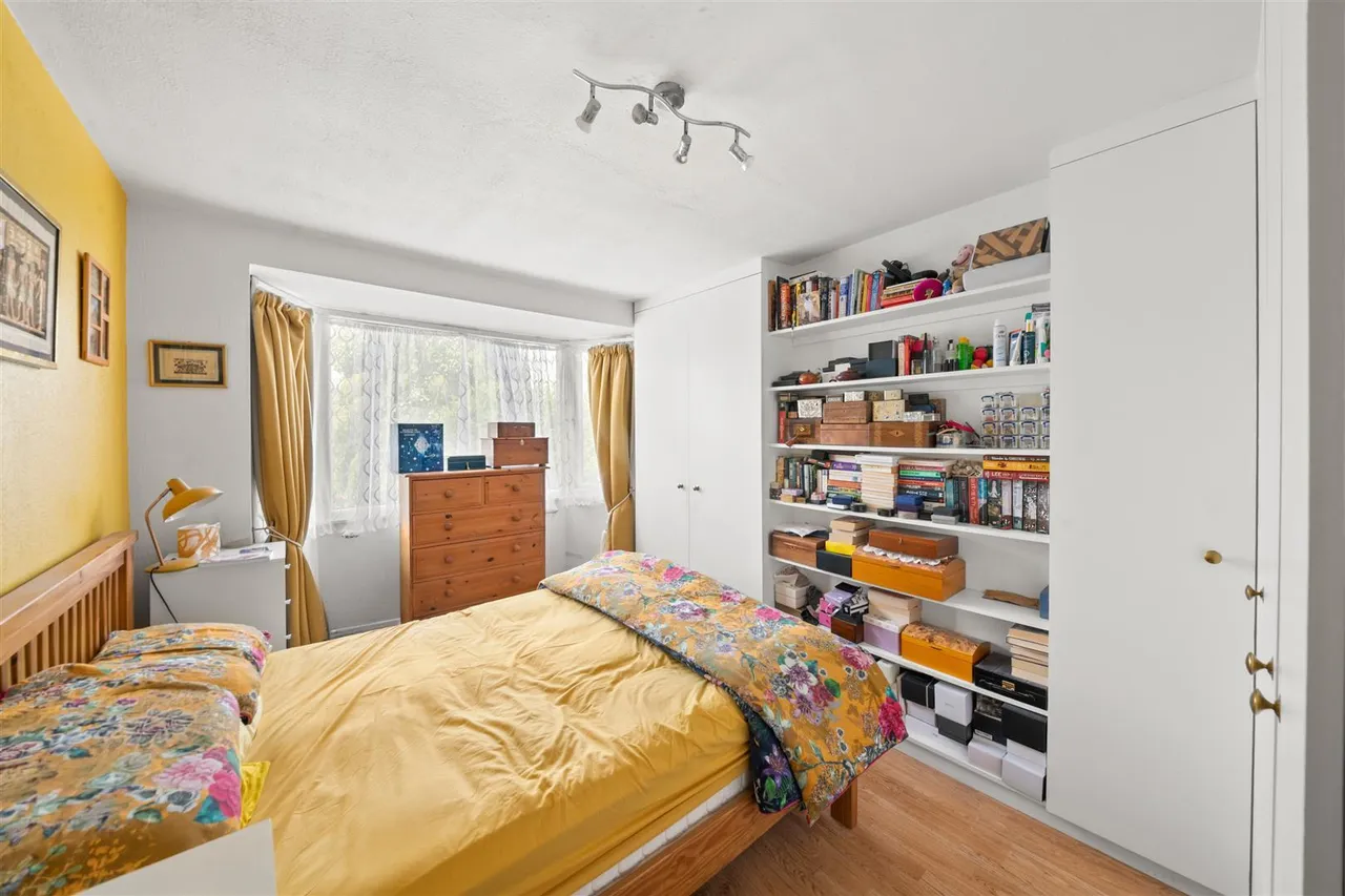 Diamond Road, Ruislip, photo 8