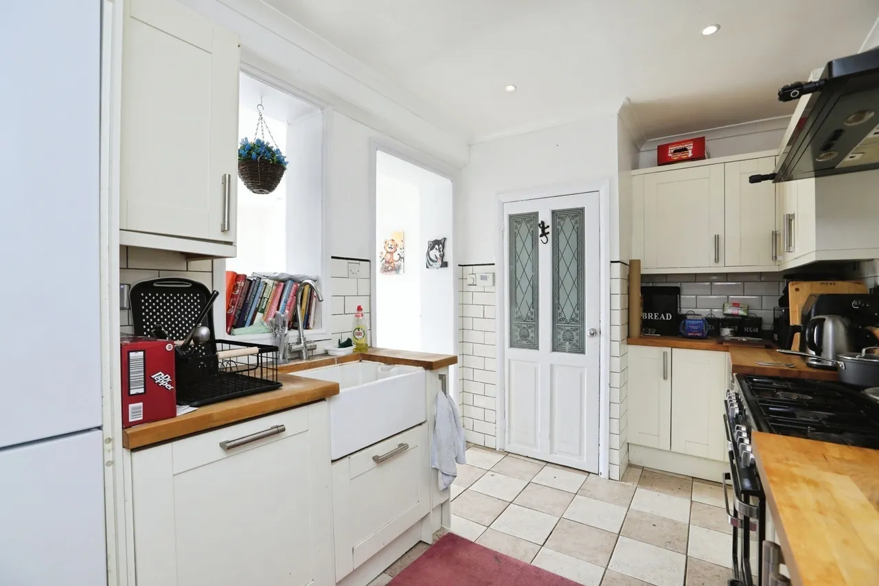 Barrow Grove, Sittingbourne, Kent, ME10, photo 12