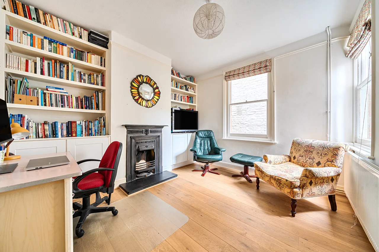 Fengates Road, Redhill, RH1, photo 7