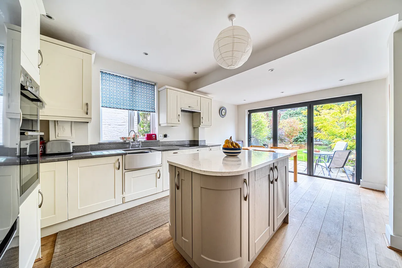 Fengates Road, Redhill, RH1, photo 6