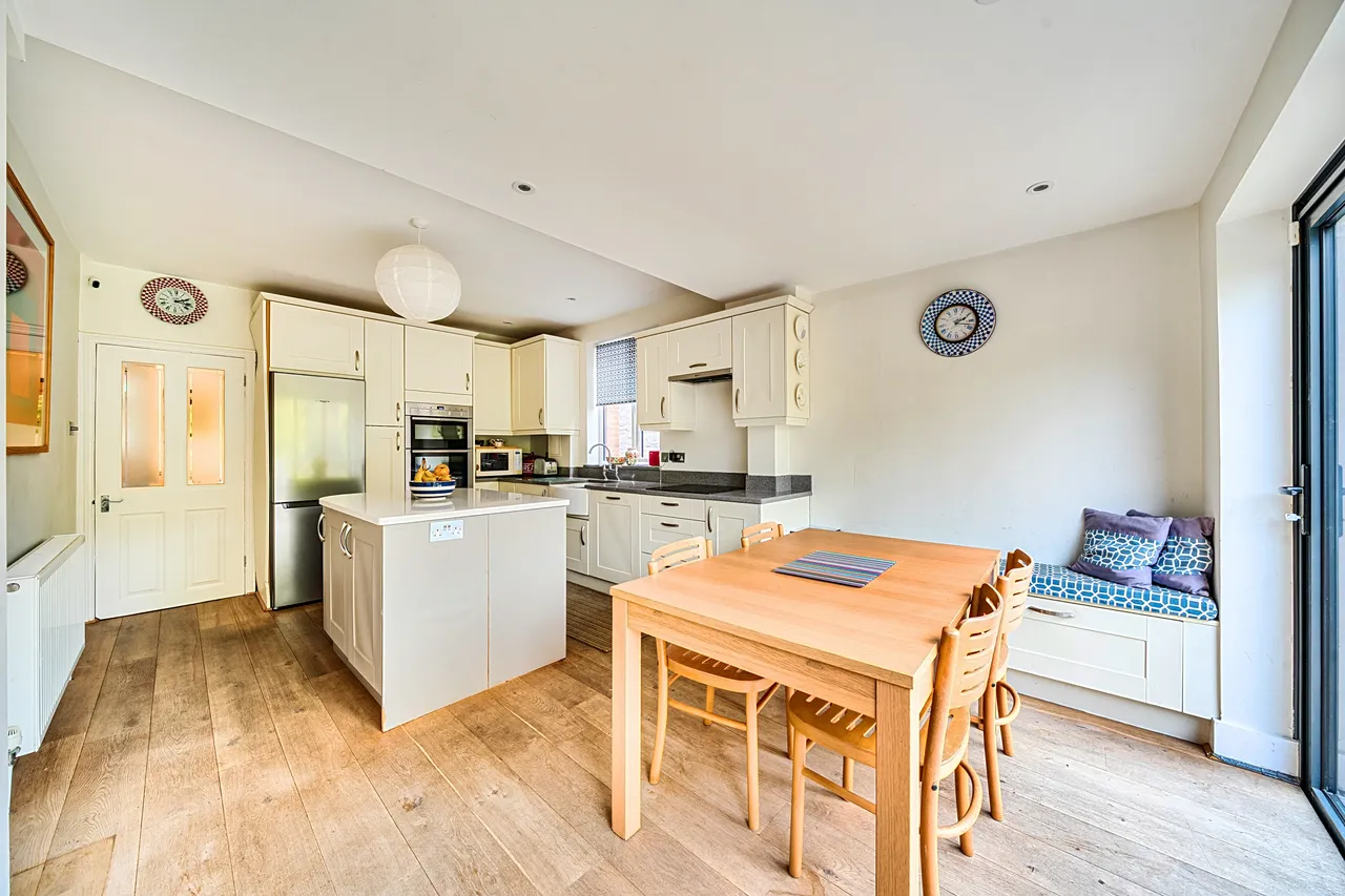 Fengates Road, Redhill, RH1, photo 10