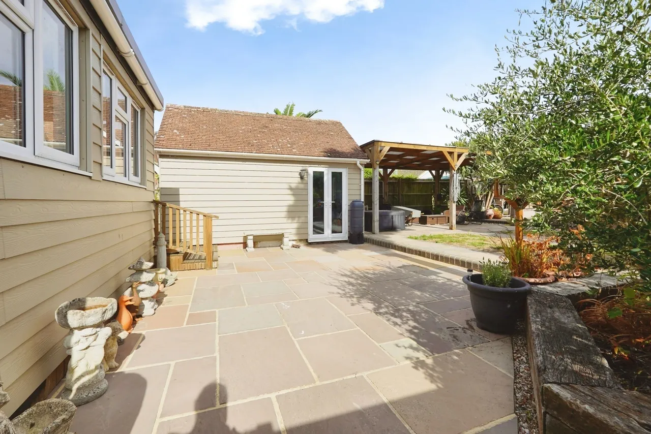 Hardy Road, Greatstone, New Romney, Kent, TN28, photo 17