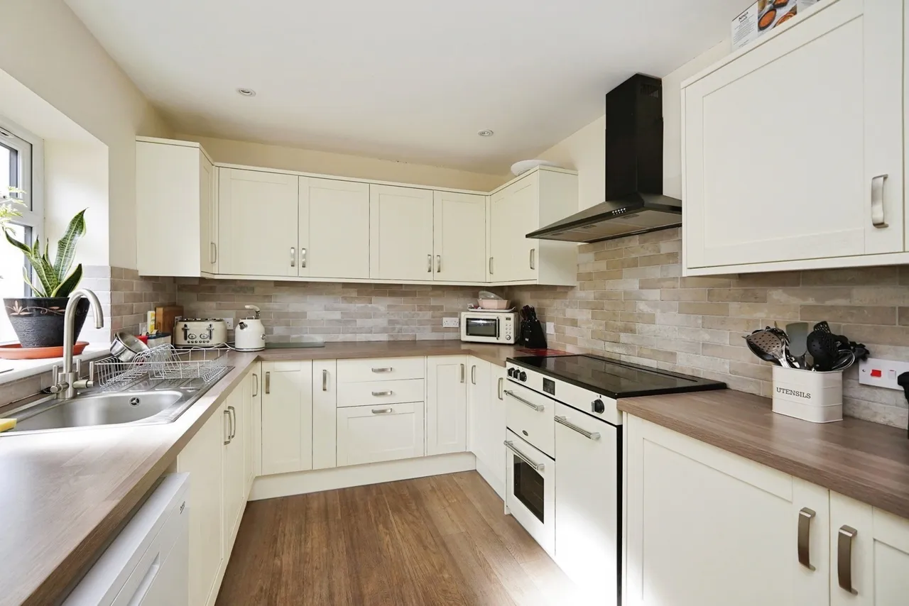 Hardy Road, Greatstone, New Romney, Kent, TN28, photo 4